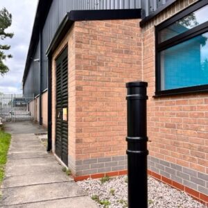 GFC4000 Concrete in Bollard - Black Galvanised Finish